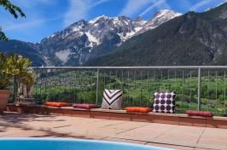 Vakantiehuis Komfortables Ferienhaus in Landeck mit Pool