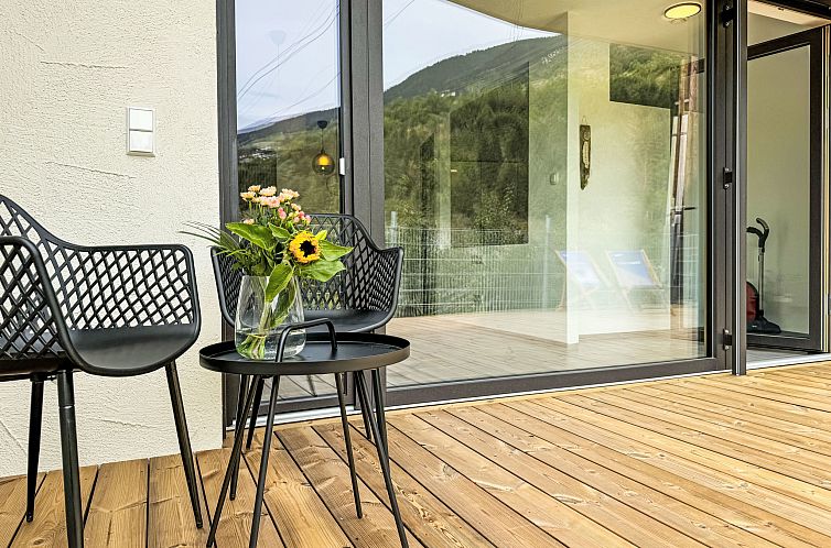 Appartement Urgen Living