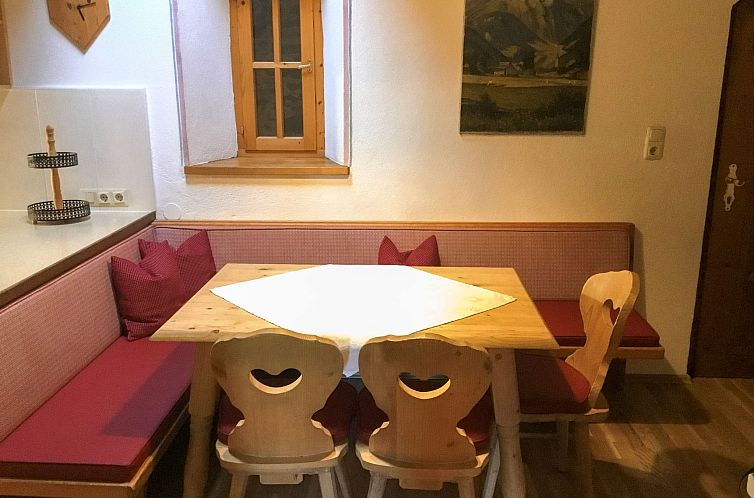 Appartement Burg Biedenegg, Niedermontani