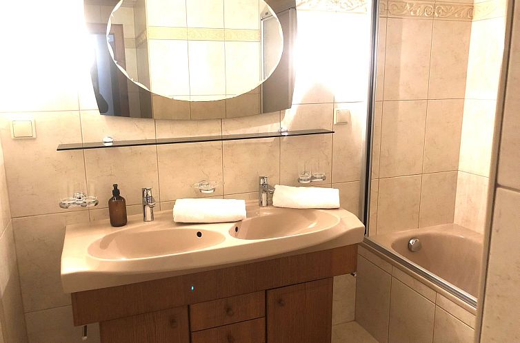 Appartement Burg Biedenegg, Sigwein