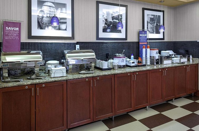 Hampton Inn Woodbridge