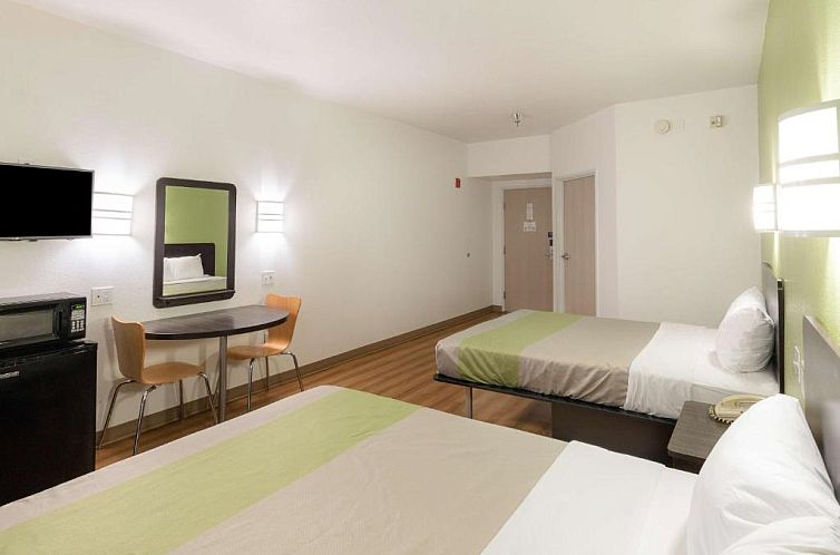 Motel 6-Hillsboro, TX