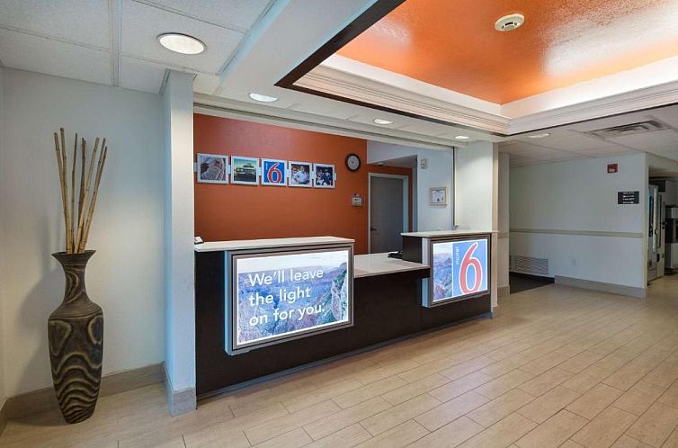 Motel 6-Hillsboro, TX