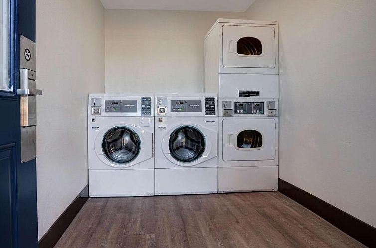 Motel 6-Arcata, CA - Humboldt University