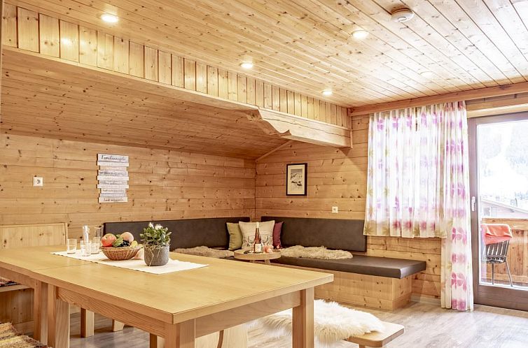 Tiroler Bergtraum Top 1