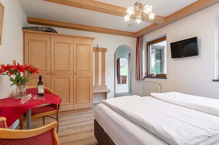 Landhaus Marchfeld Top 1  Top 2 Top 3