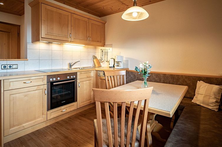 Guest house 11634513 - Apartment Tyrol - Appartement Gemütliche Wohnung in Innervillgraten mit Garte