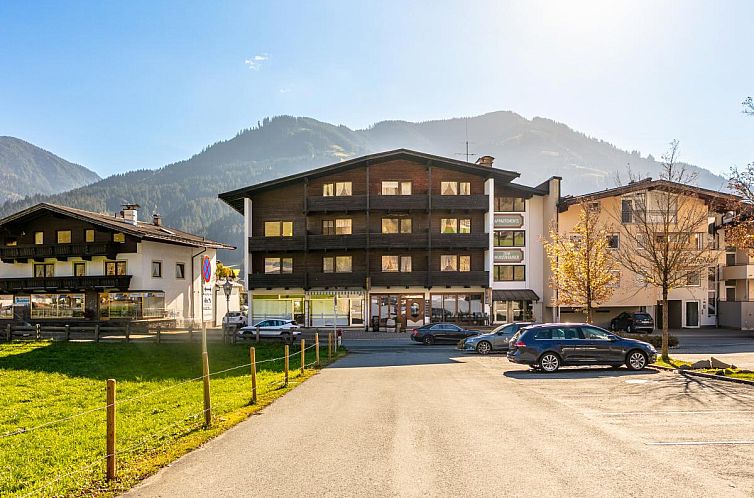 Brixen Alpin Living Top 8