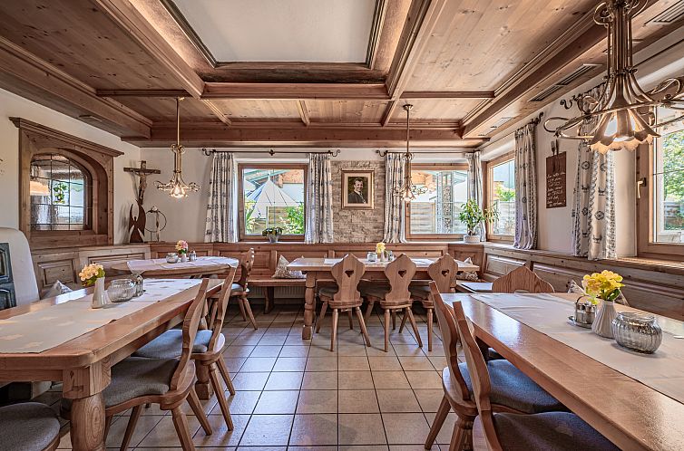 Anders in Brixen im Thale