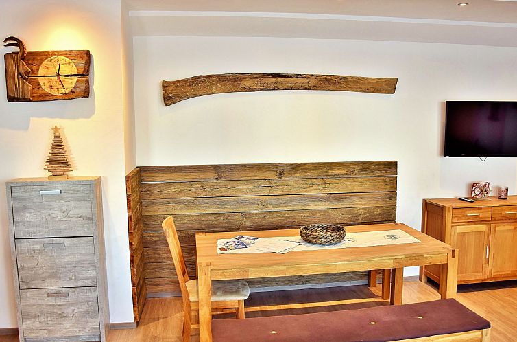 Appartement Luxuswohnung im Tiroler Almstil