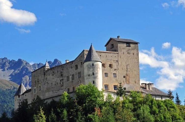 Appartement Schloss Naudersberg 1 in Nauders