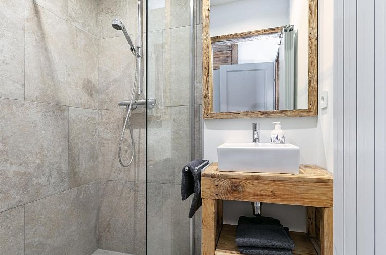 Kaiser Residence Top 1