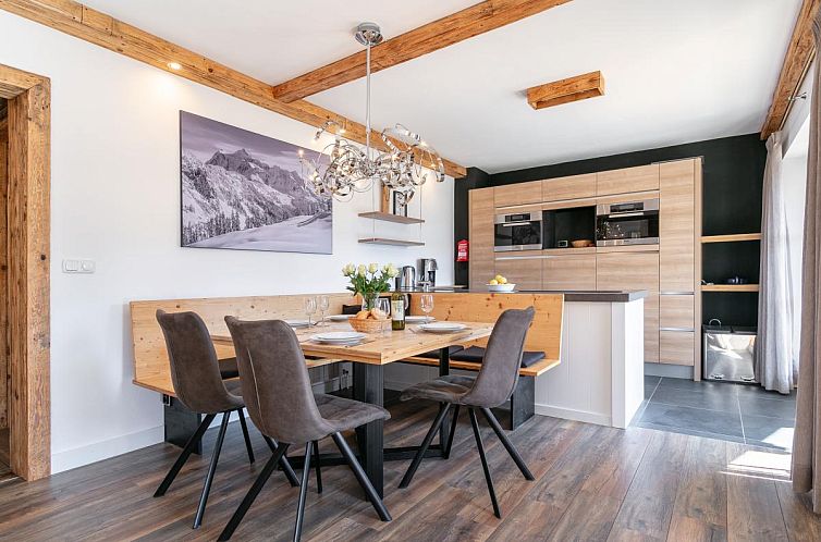 Kaiser Residence Top 2