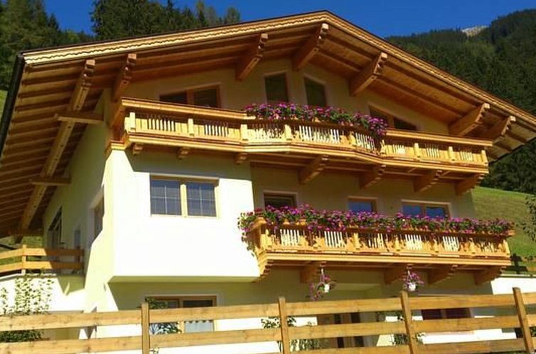 Appartement in Brandberg mit Garten