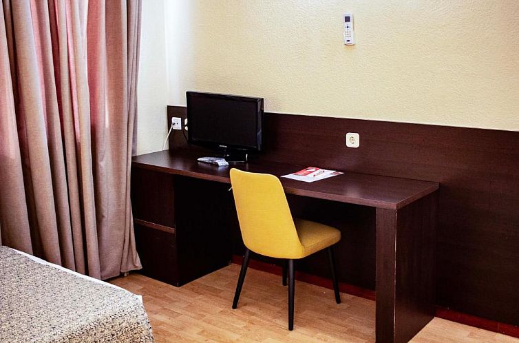 Hotel Tudanca-Aranda II