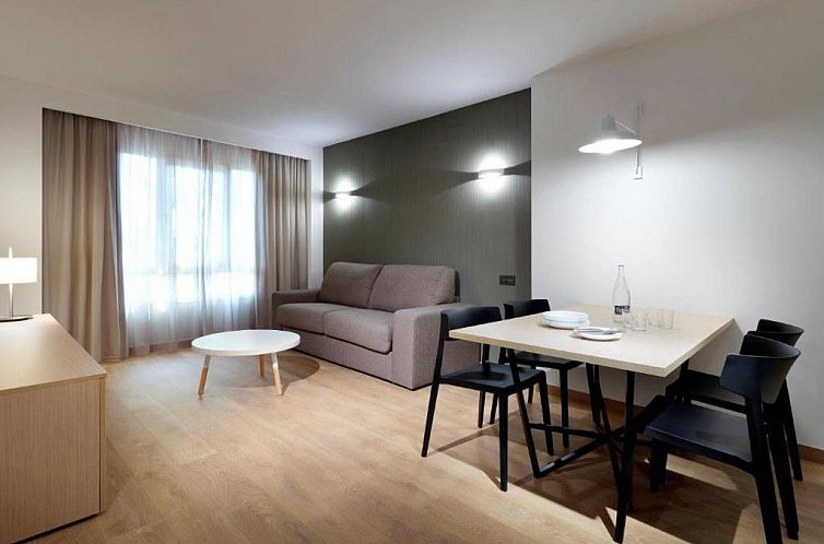 Apartaments SB Corona Tortosa