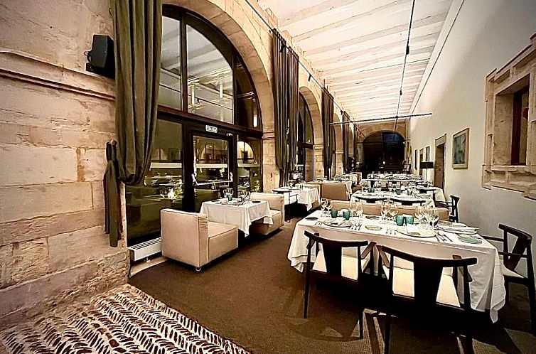 Hotel Real Colegiata San Isidoro