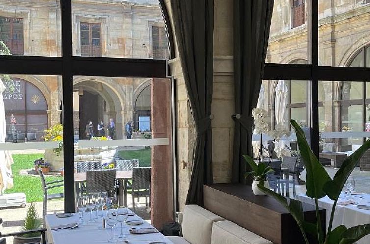 Hotel Real Colegiata San Isidoro