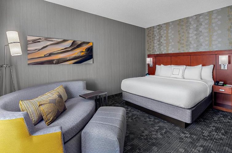 Courtyard by Marriott Pittsburgh Airport