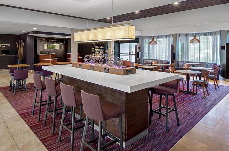 Courtyard by Marriott Pittsburgh Airport