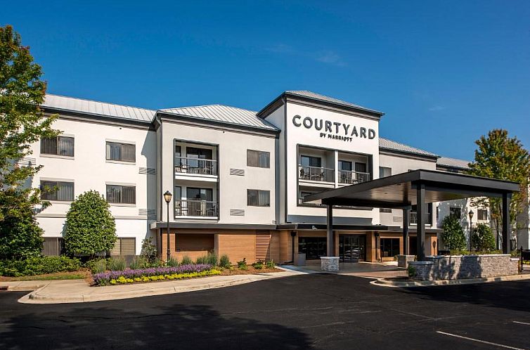 Courtyard Charlotte Ballantyne