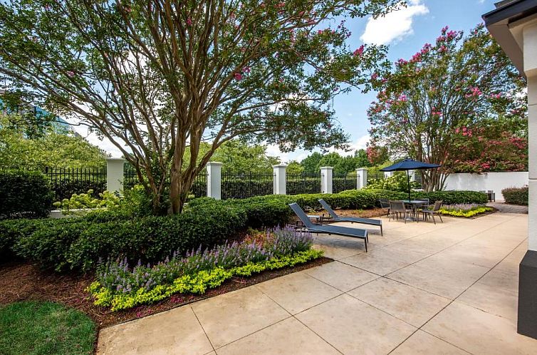 Courtyard Charlotte Ballantyne