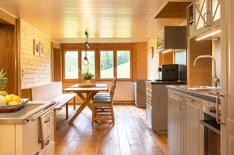 Appartement Liebevoll sanierte Wohnung in einem alten Bregen