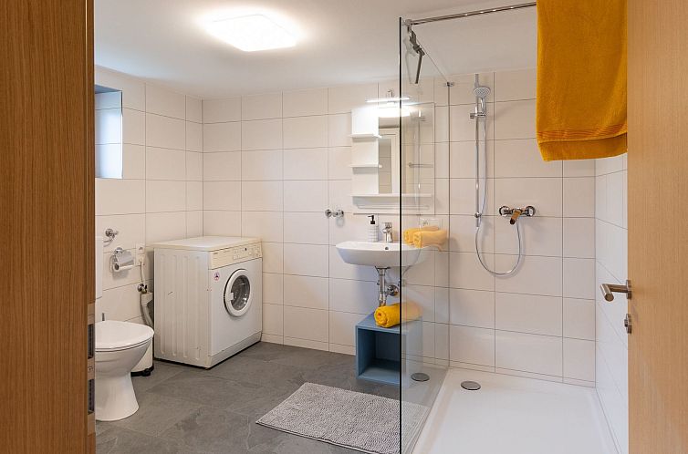 Appartement Liebevoll sanierte Wohnung in einem alten Bregen