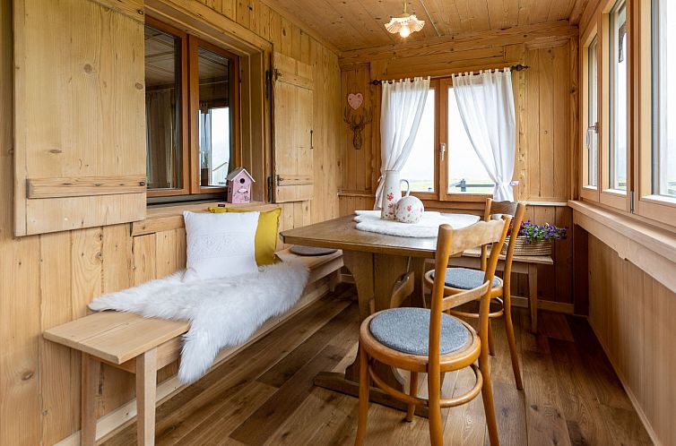 Appartement Liebevoll sanierte Wohnung in einem alten Bregen
