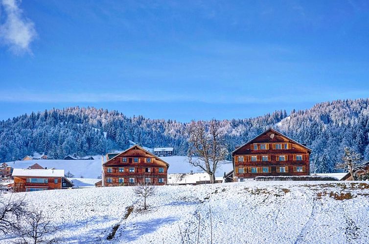 Appartement Liebevoll sanierte Wohnung in einem alten Bregen