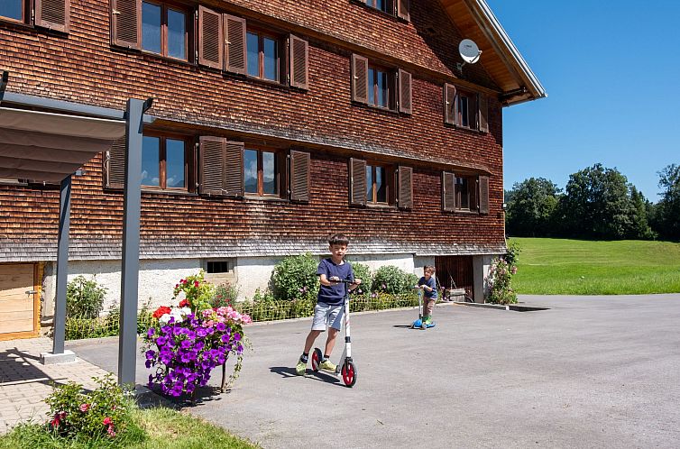 Appartement Neue Ferienwohnung in Schwarzenberg mit Garten u