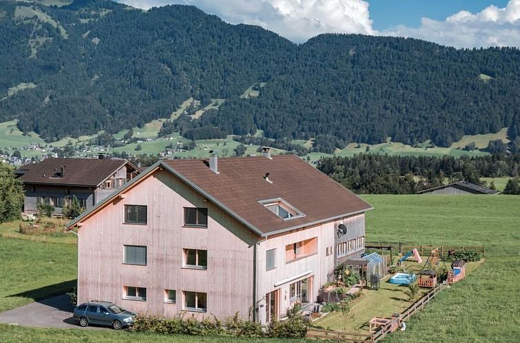 Appartement Neue Ferienwohnung in Schwarzenberg mit Garten u