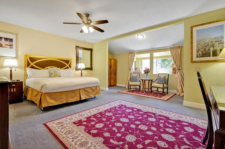 Bodega Bay Inn