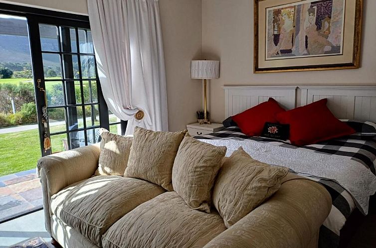 Mulligans Guest Lodge