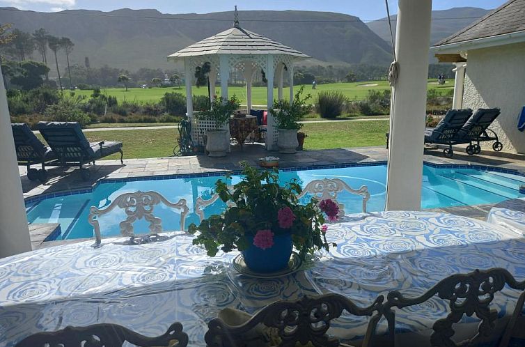 Mulligans Guest Lodge