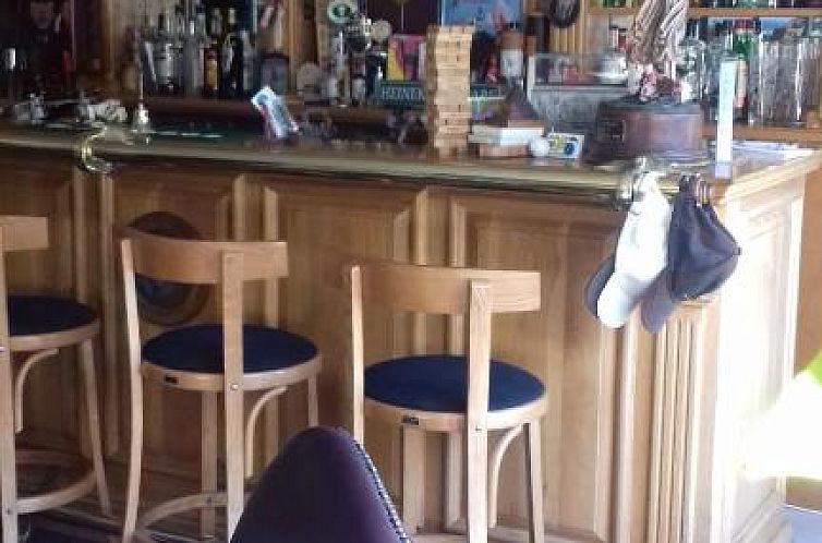 Mulligans Guest Lodge