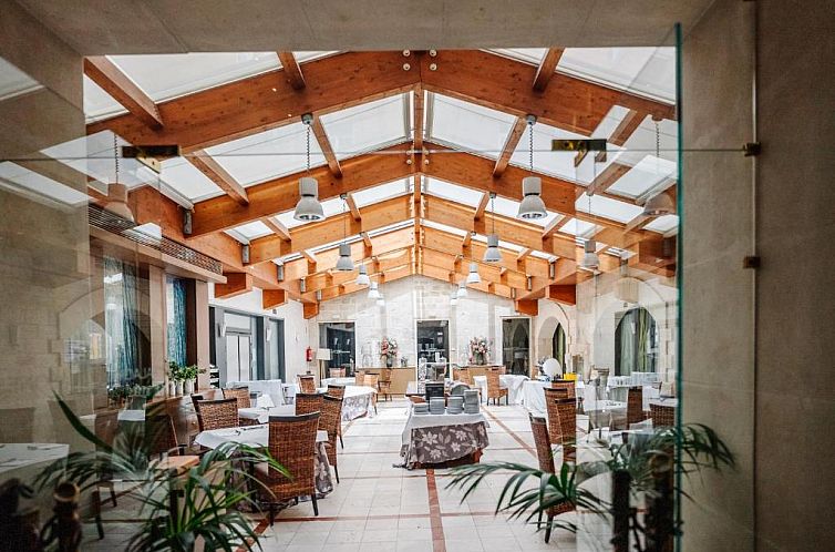 Palacio de los Blasones Suites