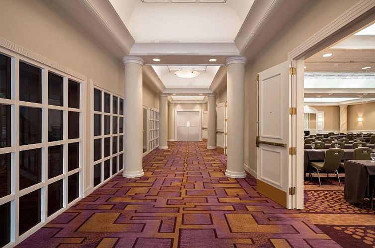 Crowne Plaza Englewood, an IHG Hotel