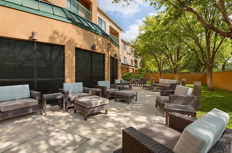 Courtyard Lubbock