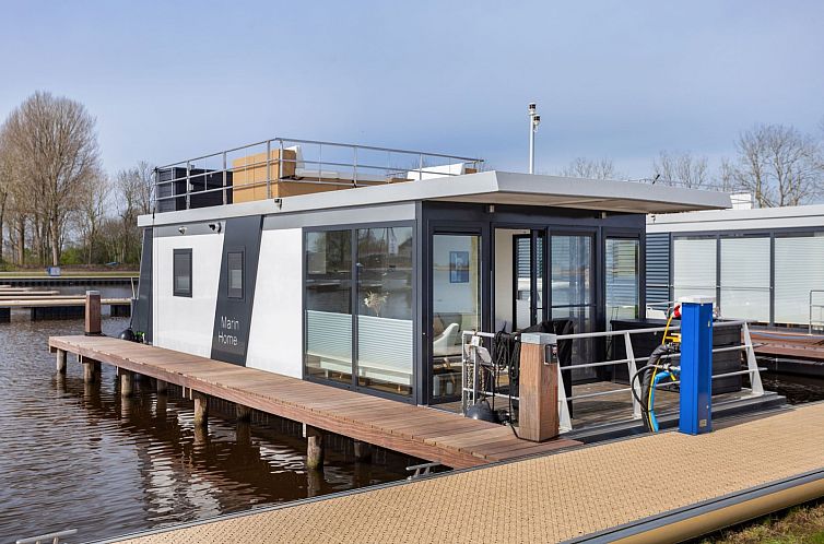 Houseboat «Agua Dolce»
