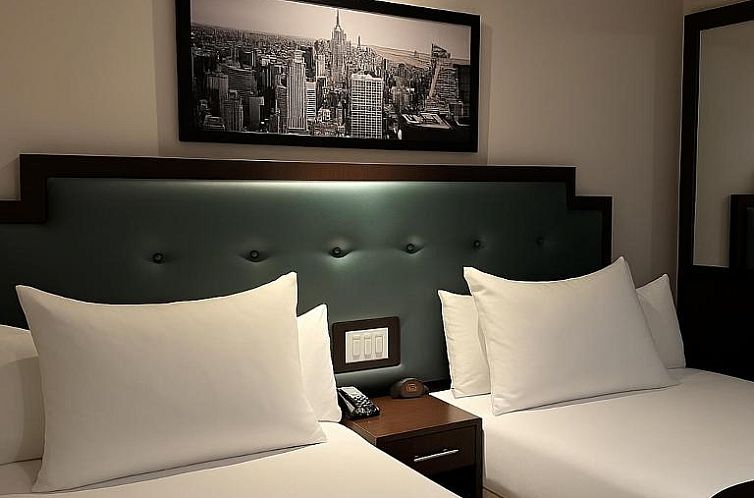 Condor Hotel Brooklyn