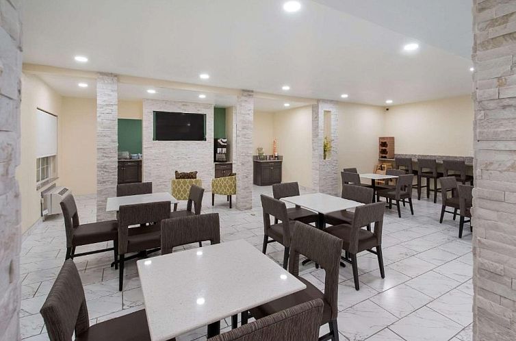 Quality Inn & Suites Airport West Salt Lake City