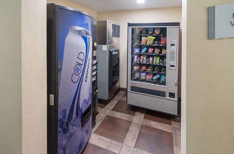 Quality Inn & Suites Airport West Salt Lake City