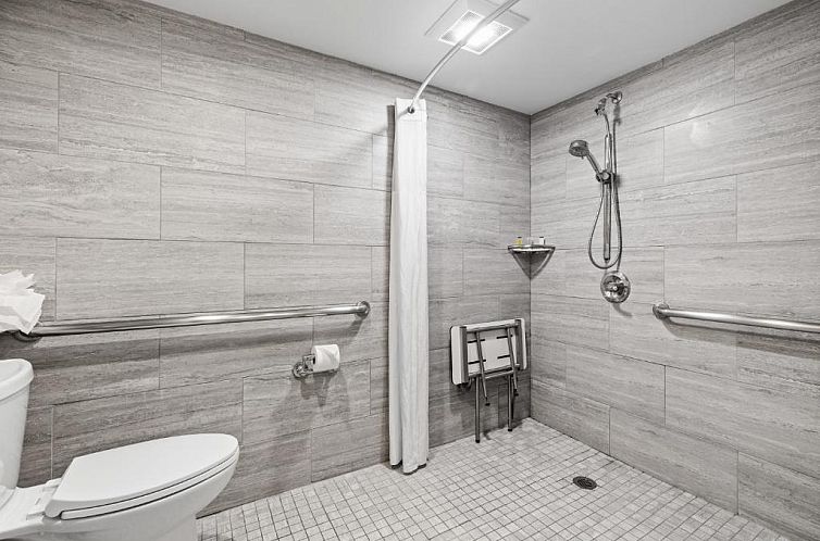 Super 8 by Wyndham San Bruno /SF Intl Arpt West