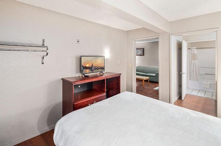 Econo Lodge Renton/ Bellevue