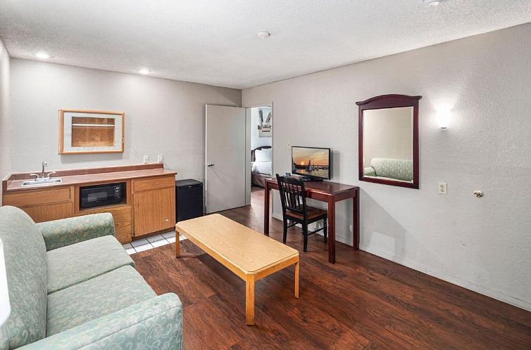 Econo Lodge Renton/ Bellevue