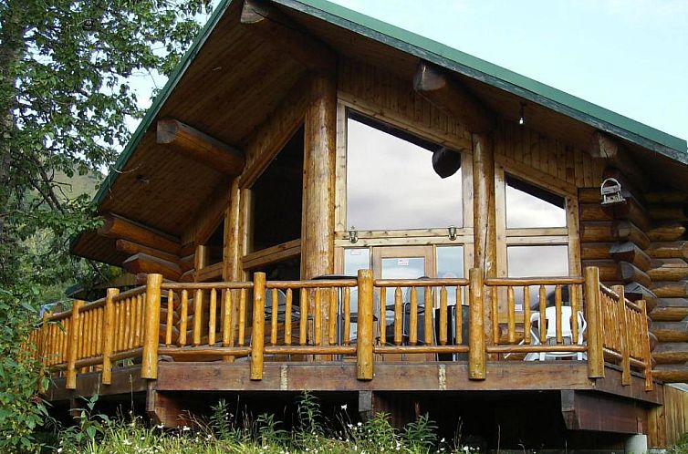 Summit Lake Lodge