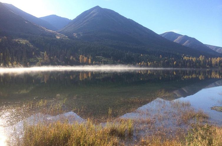 Summit Lake Lodge