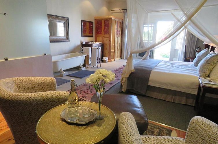 Broadlands Country House