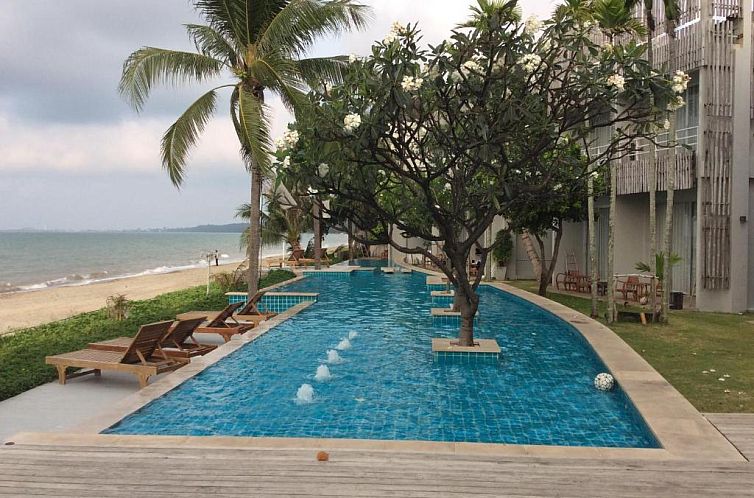 Bari Lamai Resort